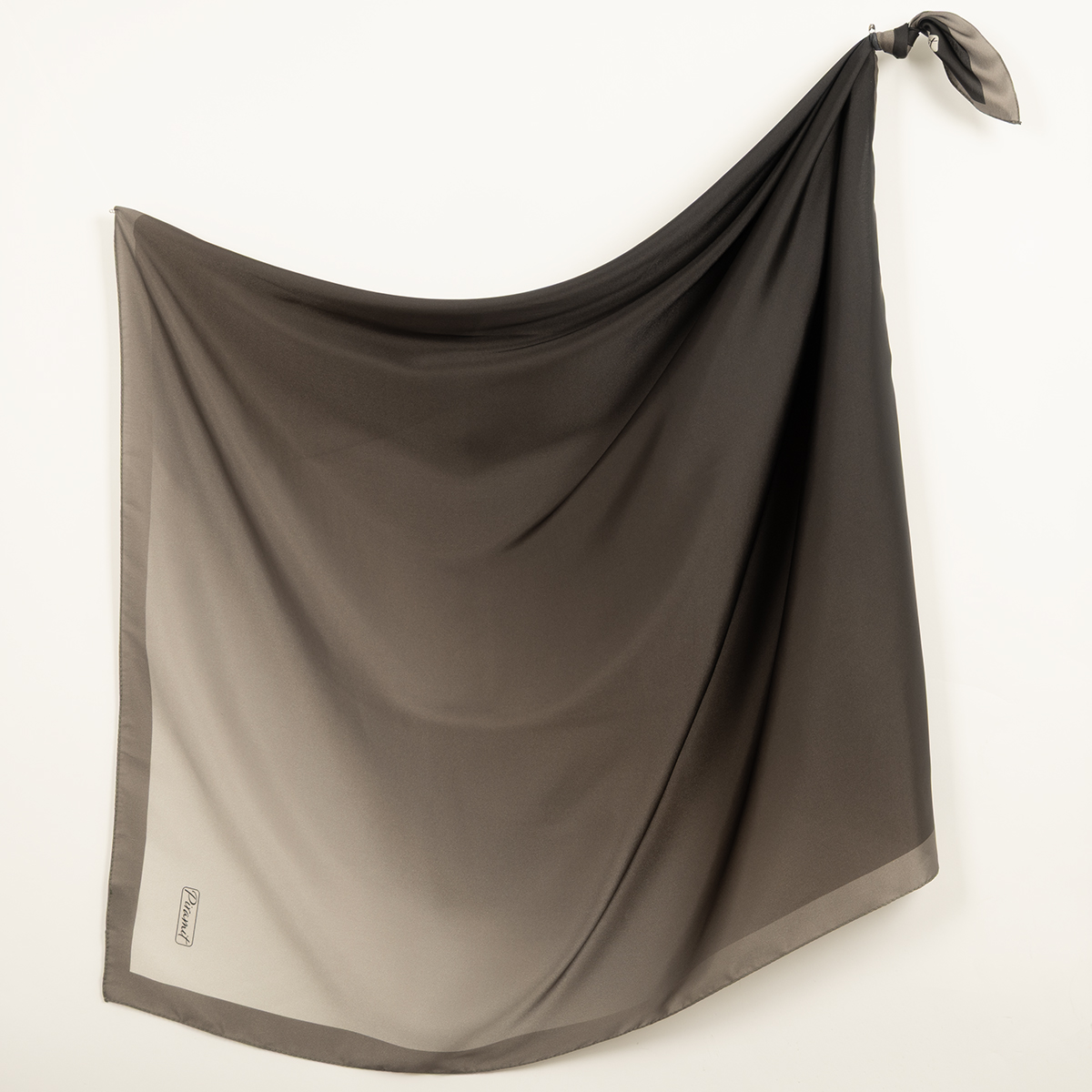 Carmen Eşarp | Degrade Hover